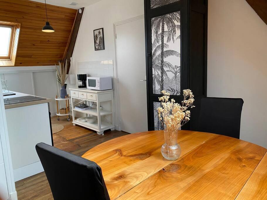 Charmant Appartement Entre Saint-Malo Et Le Mont-Saint-Michel Dol-de-Bretagne Extérieur photo